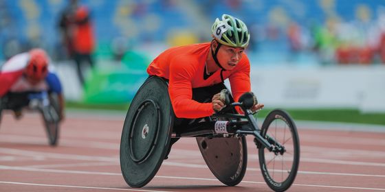 Para-athlete cover